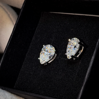 Boucles d'oreilles personnalisées en argent 925 plaqué rhodium avec diamants Moissanite taille poire couleur D VVS certifiés GRA