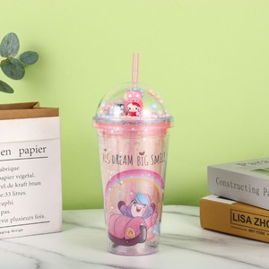 Vaso de Plástico de Doble Pared con Pajita, Diseño Kawaii de Zorro y Pony, 450 ml, Cuatro Colores, con Tapa de Cúpula y Decoración de Pompones Pastel, para Chicas - Product Image 1