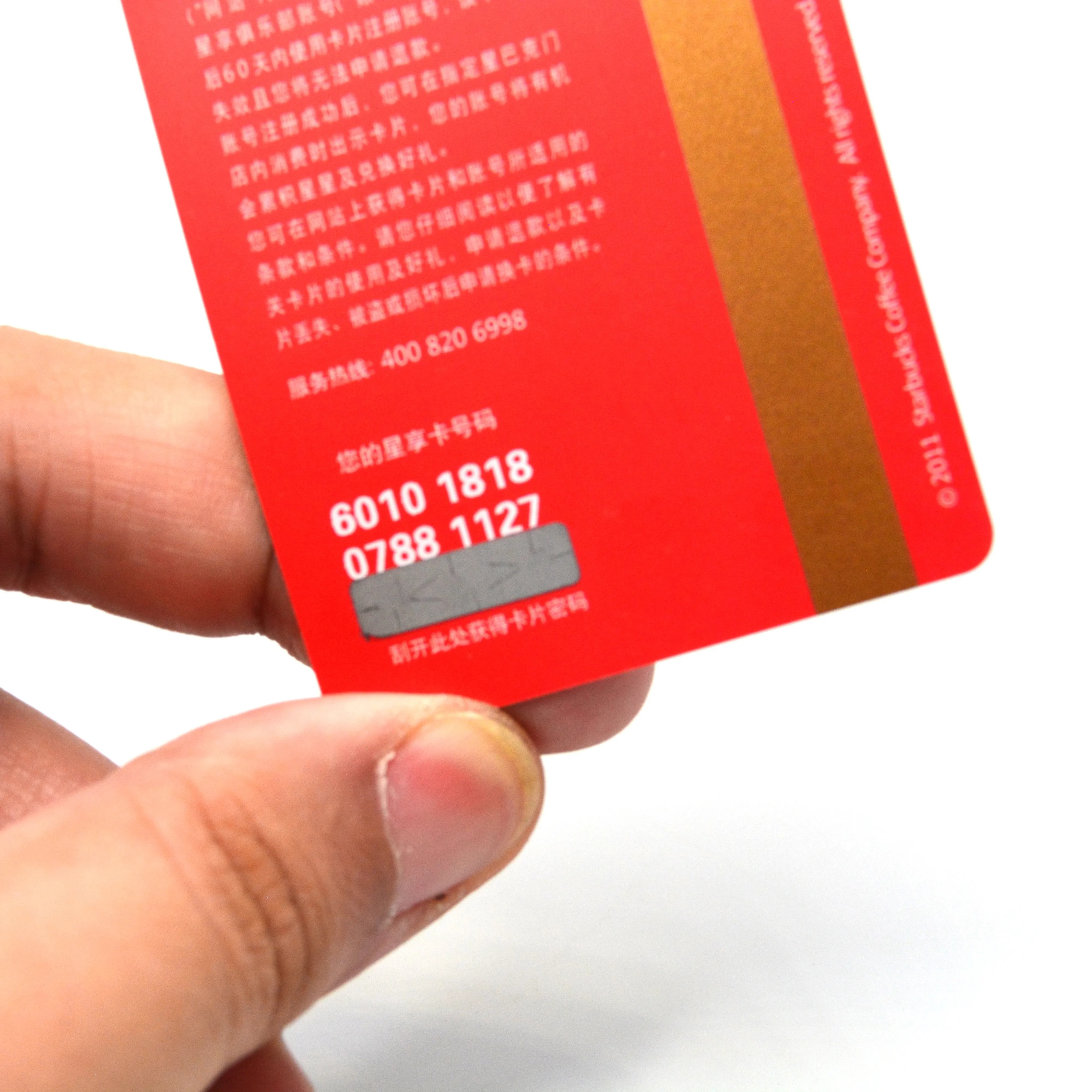 Carte-cadeau personnalisée en PVC de vente chaude avec panneau à gratter 13.56MHz ISO1443-A carte-cadeau RFID ultralégère directement en usine chinoise