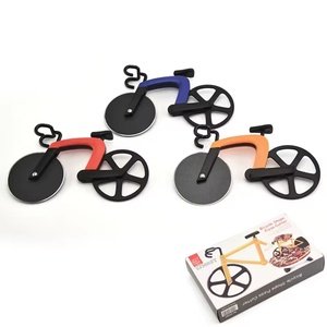 Meilleures ventes : Couteau à pizza en acier inoxydable avec support, roulette à pizza, coupe-pizza, outils à pizza - Product Image 6