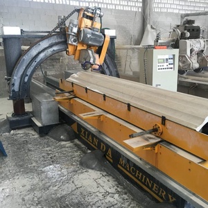 Machine automatique de rainurage pour la fabrication de plaques et colonnes courbées en pierre, idéale pour les colonnes architecturales en pierre - Product Image 2