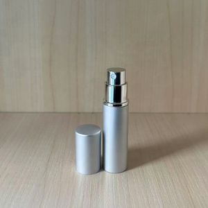 Flacon pompe sans air transparent givré blanc, distributeur de <span class=keywords><strong>lotion</strong></span>, format voyage, flacon pompe cosmétique sous vide <span class=keywords><strong>pour</strong></span> crème, fond de teint, sérum, gel - Product Image 6