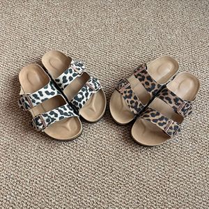 2026 Summer Style Tiger Pattern Men's Open Toe Slides Indoor Outdoor Customizable Patterns Wear-Resistant EVA <b>Insole</b> - Product Image 1
