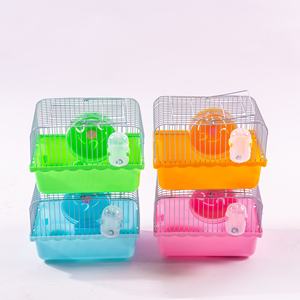 Gabbia <span class=keywords><strong>per</strong></span> criceti in plastica con ruota, ciotola <span class=keywords><strong>per</strong></span> cibo, scale, scivolo, borraccia, <span class=keywords><strong>casetta</strong></span> a forma di castello, confezionata in scatola. - Product Image 6