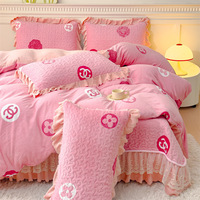 Parure de lit 4 pièces en velours matelassé épais pour l'hiver, avec housse de couette chaude imprimée à volants en dentelle, vente en gros