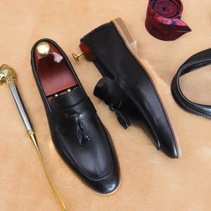 Nouvelles Bottes d'Hiver Imperméables Classiques Polyvalentes Décontractées Montantes pour Hommes en Cuir Véritable Rehaussantes pour le Travail en Extérieur et le Sport - Product Image 2