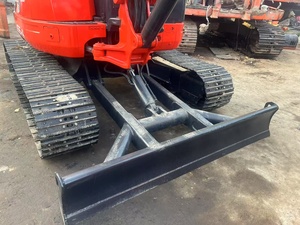 Mini-excavatrice U55-4 2020 de 5 tonnes avec godet de 0,2 m, moteur Cummins 49 kW, couleur rouge - Product Image 6