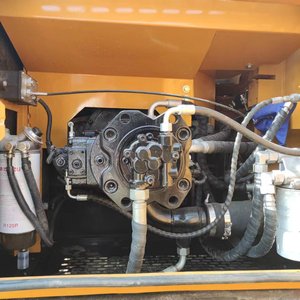 รถขุดตีนตะขาบ SANY 235 มือสอง ของแท้จากญี่ปุ่น ขนาด 23.5 ตัน รถขุดขนาดกลาง รถขุดมือสอง - Product Image 6