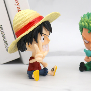 Figurine d'action japonaise One Piece Zoro Luffy de 8 cm, décoration de <span class=keywords><strong>voiture</strong></span> assise, modèle de statue en PVC, jouet pour cadeaux - Product Image 3