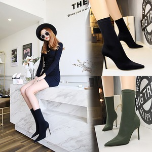 Bottes et bottines pour femme en matière extensible, talon fin, pour club de nuit, collection 2025 - Product Image 4