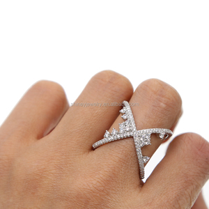 Anillo de Moda con Cruz de Diamantes de Circonia Cúbica de Alta Calidad, Envío Directo - Product Image 4