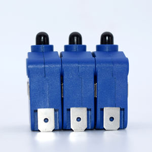 رائج البيع 16A 4 دبابيس الفضة مفاتيح صغيرة المغناطيسي - Product Image 5