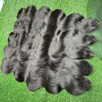 Extensions de cheveux humains vietnamiens vierges de haute qualité, 100% naturels, densité 150, ondulation naturelle, pour crochet