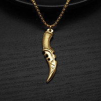 Pendentif Couteau Courbé Vintage Personnalisé en Acier Inoxydable Plaqué Or 18 carats, Collier de Bijoux de Mode Raffinés pour Hommes, Vente en Gros