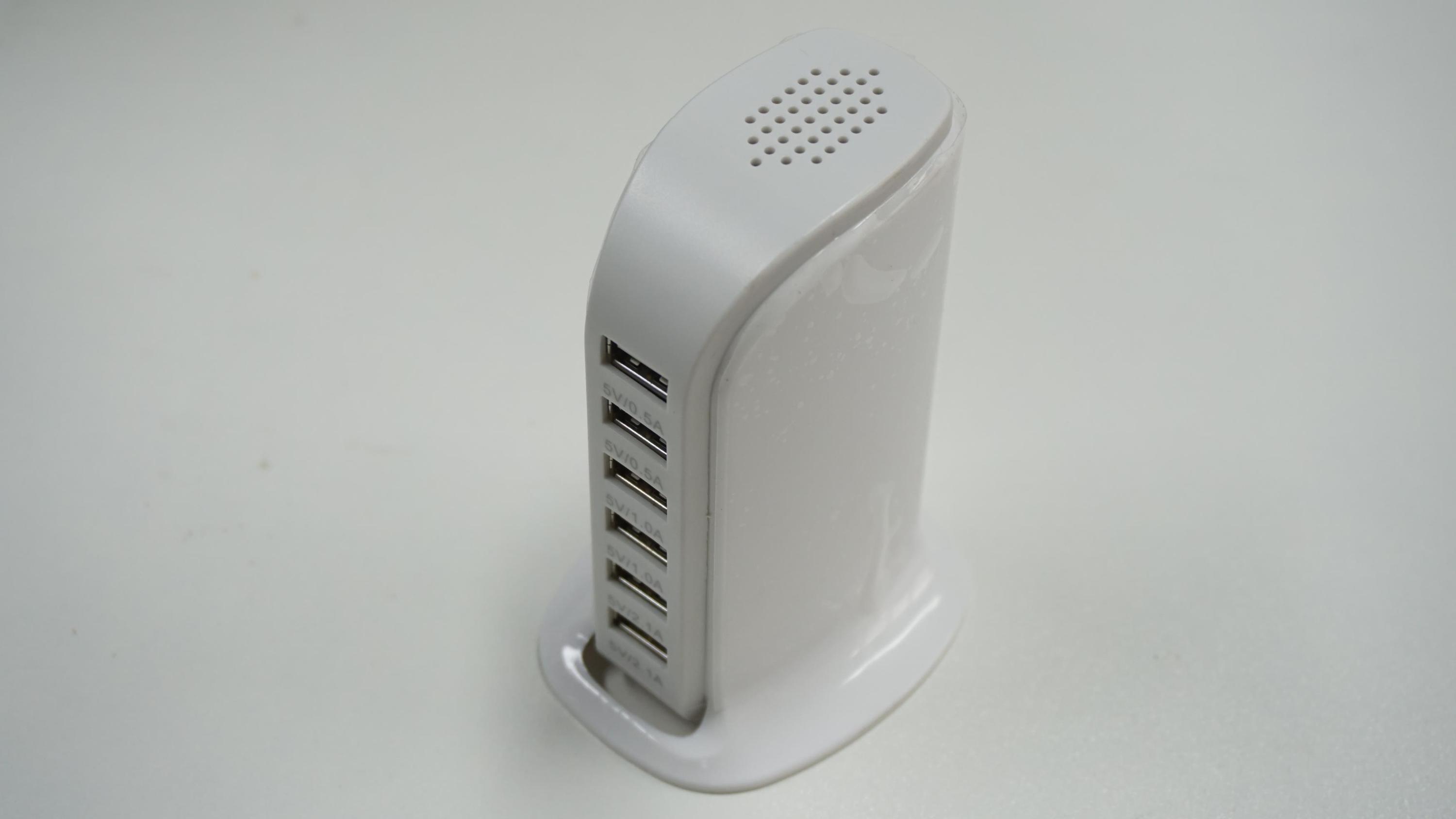 Rechtwinkliger IEC320 C20 Steckadapter – 90 Grad, 16A/250V, Zum Selbstverdrahten – Für PDU, USV & Server