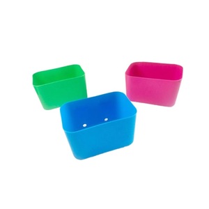 Pot de fleurs suspendu rectangulaire bleu ciel à fixer au mur pour la culture à domicile, jardinière en plastique - Product Image 4