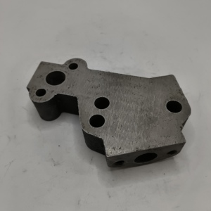 Bloc de fixation de filtre moteur robuste pour Quanchai QC4105ZLQ, référence 2410201100501, pièce moteur, 1 kg, garantie 6 mois - Product Image 4