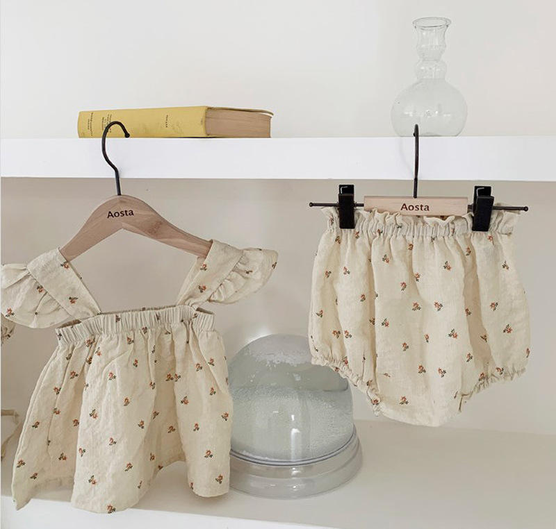 สีเบจอ่อน