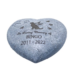 Jinshidai Customize Laser Engraving Resin Crafts Tombstone Heart Cute Statue Garden Decor Memory Gifts Sculpture
