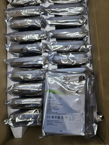 Ổ cứng 16TB mới T16000NM000J với giá tốt - Product Image 3