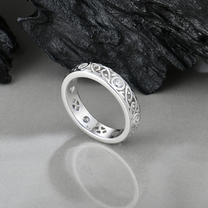 Anillo <span class=keywords><strong>de</strong></span> nudo celta <span class=keywords><strong>de</strong></span> Plata <span class=keywords><strong>de</strong></span> Ley 925 al por mayor para mujer con circonita cúbica - Product Image 2