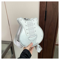 Nouveau Sac Bandoulière Créatif de Luxe en Forme de Guitare 2026 pour Femmes, en Cuir PU avec Large Sangle, Sac à Main en Forme de Guitare