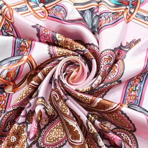 Foulard in Seta 100% Personalizzato, Sciarpa Quadrata in Seta Stampata, Prezzo di Fabbrica, Lussuoso Foulard in Raso per Donne - Product Image 5
