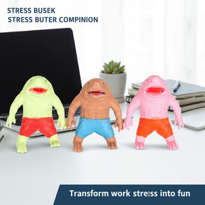 Jouet anti-stress personnalisé en forme de requin amusant, extensible, en TPR, rempli de sable, jouet à presser en forme de requin - Product Image 1