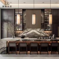 Nouvelle Cuisine Chinoise Premium Brisbane, Grande Îlot-Cuisine en Pierre Personnalisée avec Verre Trempé, Rangement et Éclairage LED, Garde-Manger Intégré