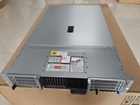 Serveur 2U R770 8SFF DDR5 6400MT/s 2*Intel Xeon 6 pour l'analyse à grande échelle