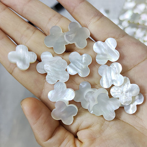 Perles en nacre naturelle blanches/noires/jaunes, bijoux trèfle à quatre feuilles, perles en nacre en vrac - Product Image 6