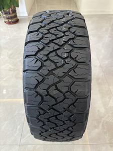 Шина для легких грузовиков и фургонов 205/70R14C 94/91Q с черным боковинным ремнем - Product Image 5