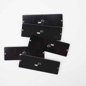 แท็ก RFID แบบ PCB UHF ระยะไกลสำหรับการจัดการสินค้าคงคลัง กันน้ำและทนทานต่อสภาพอากาศ ระยะอ่าน 1-10 เมตร - Product Image 1