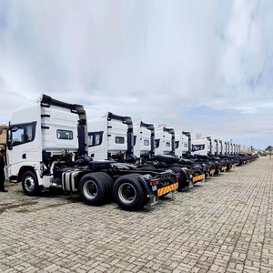 Camion tracteur Shacman <span class=keywords><strong>X3000</strong></span> 6*4 haute efficacité et durable avec une forte capacité de charge pour le remorquage de remorques de marchandises lourdes - Product Image 1