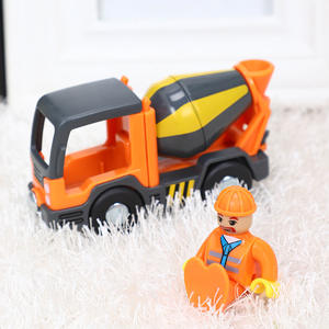 <span class=keywords><strong>Voiture</strong></span> de police en plastique moulé sous pression à inertie avec <span class=keywords><strong>remorque</strong></span>, compatible avec la piste de train en bois Thomas, jouet Little Man - Product Image 2