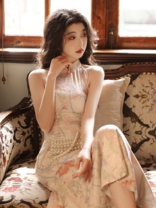 Nouvelle <span class=keywords><strong>Robe</strong></span> <span class=keywords><strong>Cheongsam</strong></span> sans Manches à Col Halter de Style Chinois pour Femme, Améliorée, Élégante, <span class=keywords><strong>Robe</strong></span> de Mariée, <span class=keywords><strong>Robe</strong></span> de Matin, <span class=keywords><strong>Robe</strong></span> d'Été Noble Coupe Sirène - Product Image 3