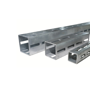 Poteau à rainures standard, profil carré, support modulaire robuste - Product Image 1
