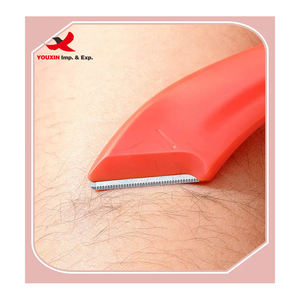 Tijeras para Cejas con Peine, Precio Bajo, para Principiantes/Mujeres/Niñas, Acero Inoxidable - Product Image 3