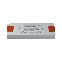 Transformateur d'alimentation LED sans scintillement 50W 12V 110VAC 240VAC vers 12VDC 24VDC avec boîtier plastique pour bande lumineuse 12V