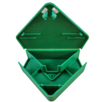 Piège à souris en plastique en gros pour la lutte antiparasitaire, boîte à appât pour rats en PP, station d'appât pour souris durable en forme de triangle avec verrou