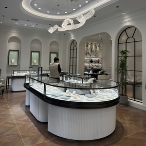 <span class=keywords><strong>2025</strong></span> thiết kế mới phong cách Pháp cửa hàng đồ trang sức tủ trưng bày với ánh sáng LED Tùy chỉnh chuyên nghiệp kính trang sức Showcase - Product Image 1