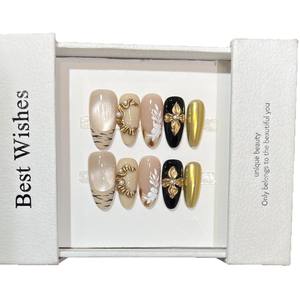 Golden Autumn Mystery Luxury Cat Eye Press en las <span class=keywords><strong>uñas</strong></span> con tallado dorado Diseño pintado a mano <span class=keywords><strong>Uñas</strong></span> <span class=keywords><strong>postizas</strong></span> estéticas - Product Image 5