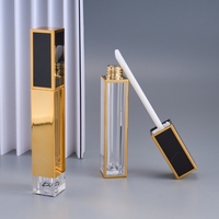 Tube de brillant à lèvres vide de luxe écologique en plastique, emballage cosmétique carré avec applicateur – Fournisseur d'usine