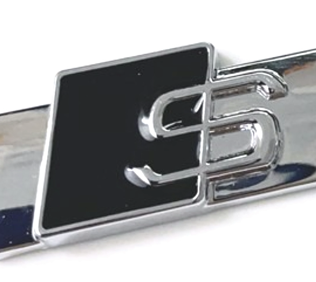 Glossy Silver - Black