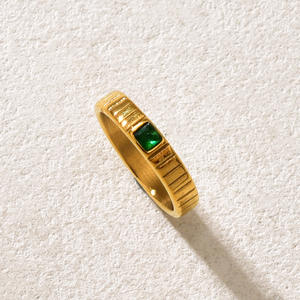 Bagues en acier inoxydable imperméables et anti-ternissement les <span class=keywords><strong>plus</strong></span> belles, plaquées or, avec pierres carrées en zircon, bijoux pour femmes - Product Image 5