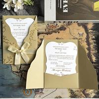 Carte d'invitation de mariage personnalisée avec feuille d'or, invitation de poche beige avec nœud en ruban de satin, suite d'invitation de mariage de luxe