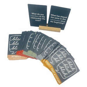 Tarjetero de <span class=keywords><strong>dados</strong></span> de pareja sexual personalizado, tapa rígida, Material de papel offset, tarjetas de juego OEM, caja de conversación de afirmación de impresión - Product Image 5