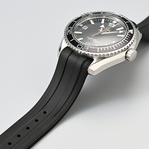 Correa de caucho FKM con extremo curvado para la nueva serie <span class=keywords><strong>Omega</strong></span> <span class=keywords><strong>Seamaster</strong></span> 300 con cierre desplegable plegable de 20 mm, correa de repuesto para reloj de buceo - Product Image 5