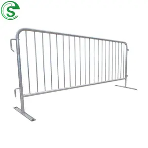 customized construction site fence security fencing portable fencing crow control barriers