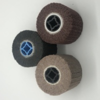 Roue de polissage abrasive en nylon non tissé pour le polissage de l'acier inoxydable